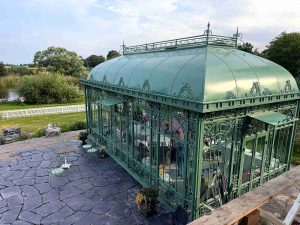Victorian greenhouse, Swedish Victorian Greenhouse Project: Choosing a Plain Roof for Snow and Leaves